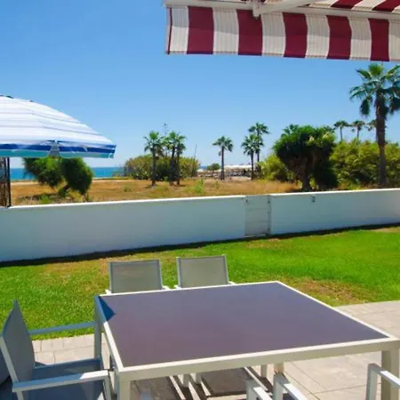 Villa De La Popa - Beachfront