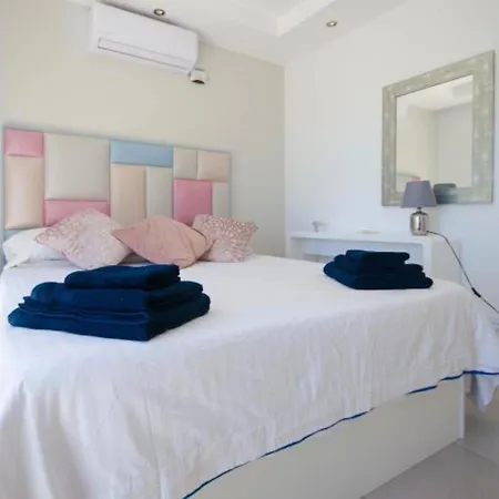 De La Popa - Beachfront Estepona
